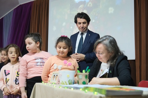 Nilay Öğretmen Çiftlikköylü Çocuklara Deprem Bilincini Anlattı